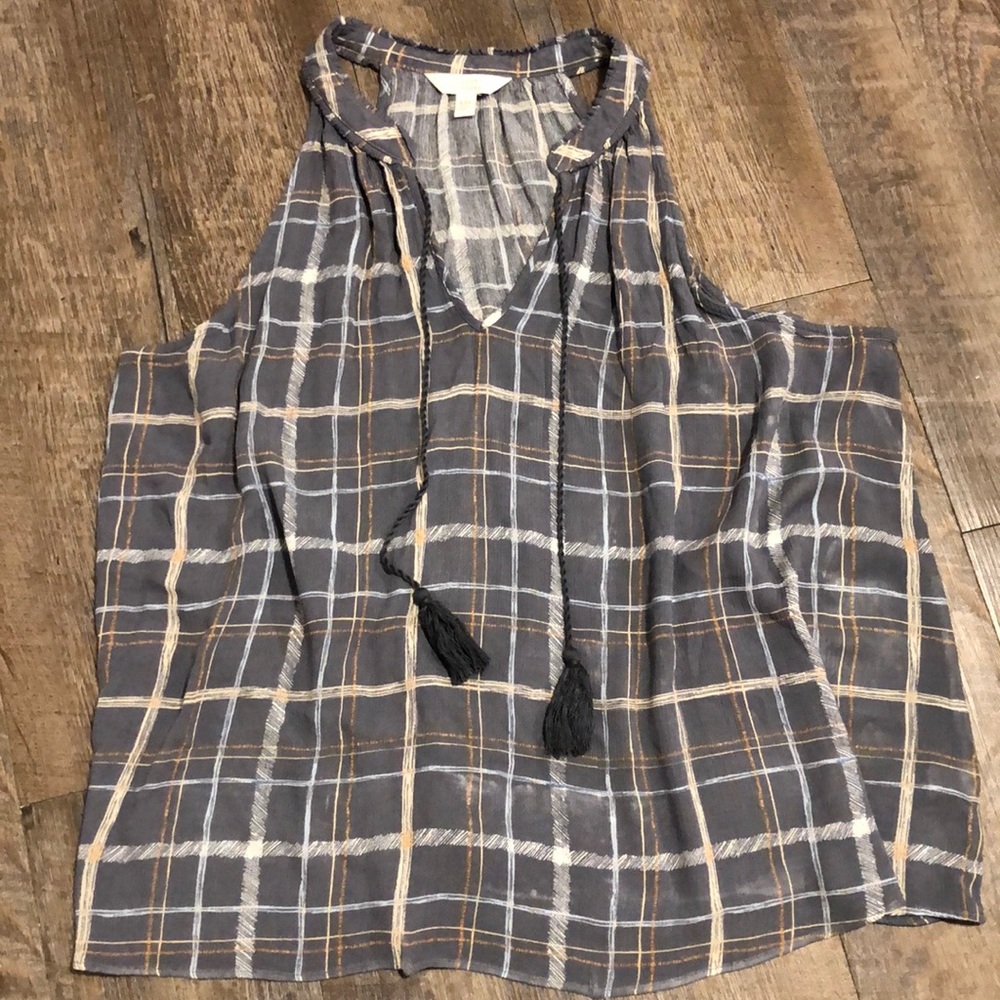 LC Lauren Conrad sleeveless blouse.